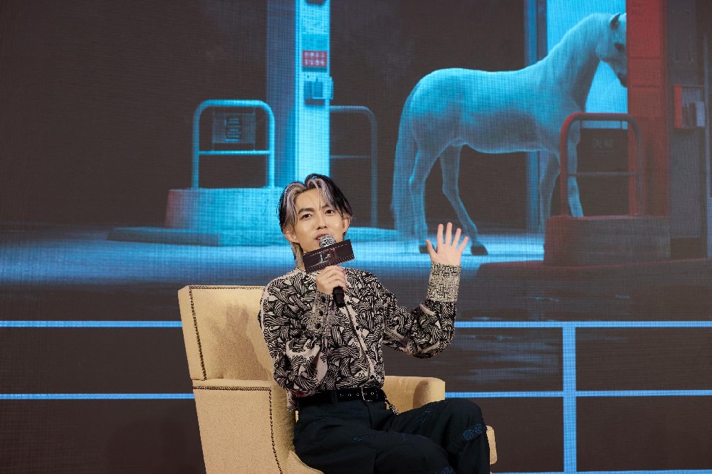 林宥嘉新专辑《王Love, Lord》上线